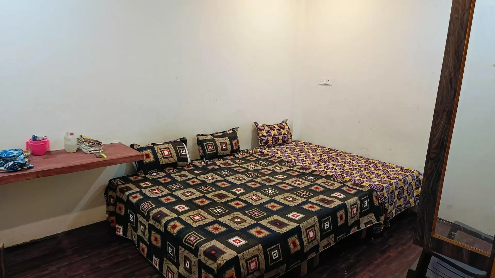 Shri Kashika Home Stay Varanasi Casa de hóspedes